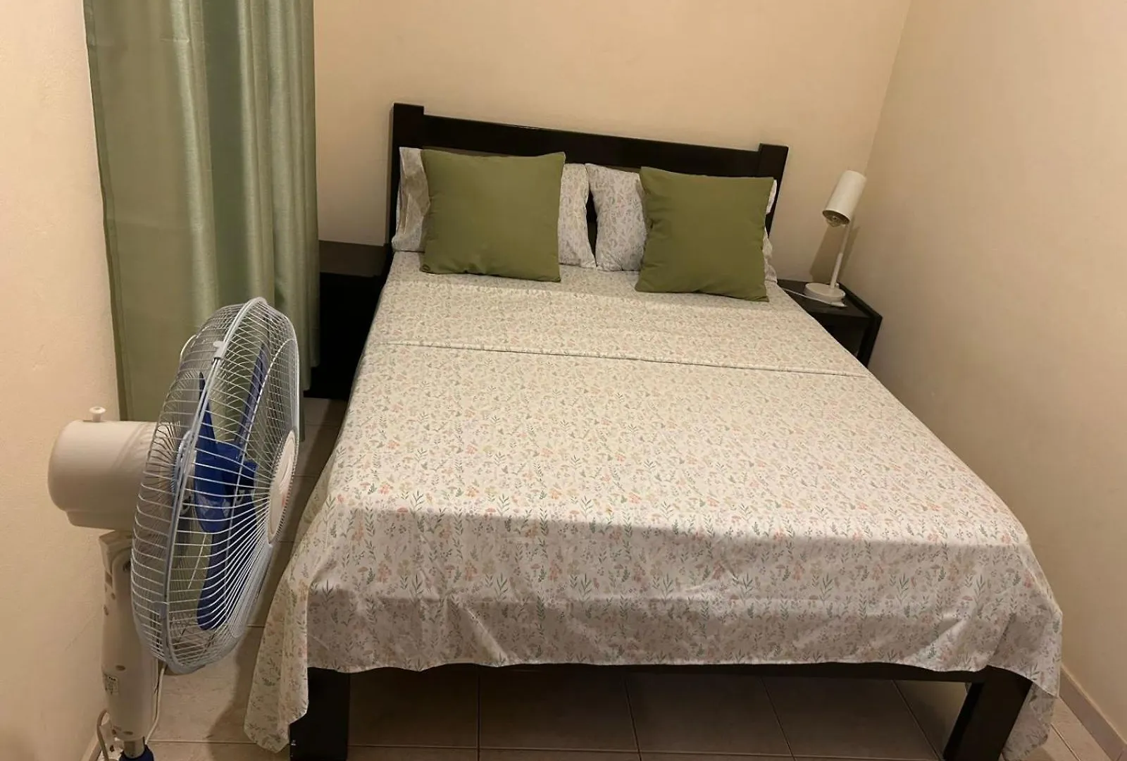 Lica Apartman Espargos