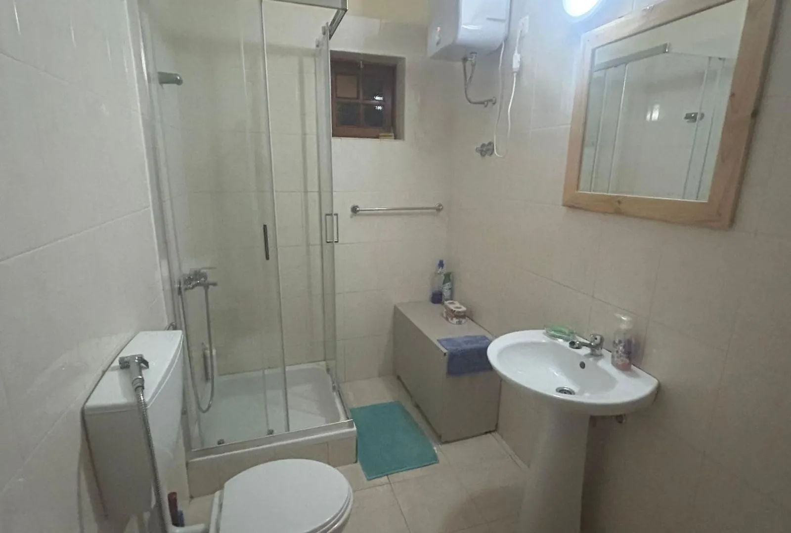 Lica Apartman Espargos 0*,